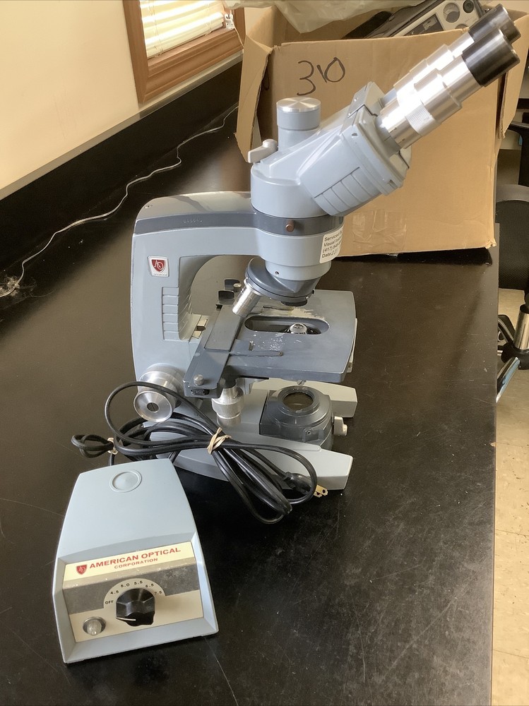 AO Spencer Binocular Microscope with Transformer