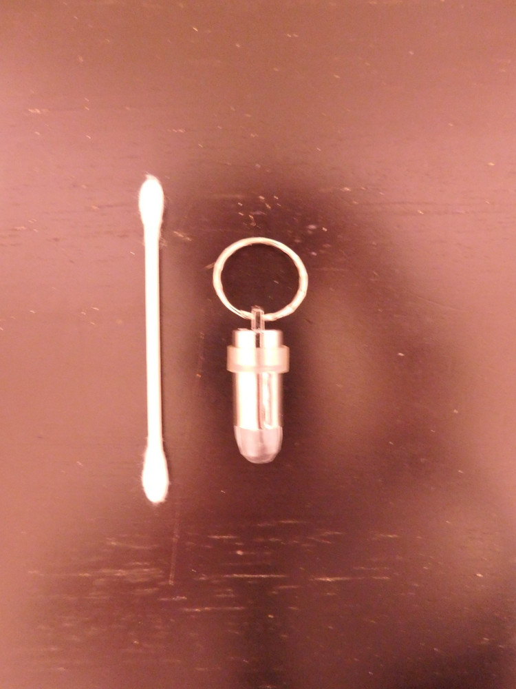 Zipper-pull Emergency Bullet Beacon LED (2-pack) -NEW-