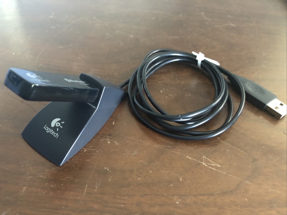 Logitech 831406-3000 C-UV35 Bluetooth Receiver Transmitter EUC