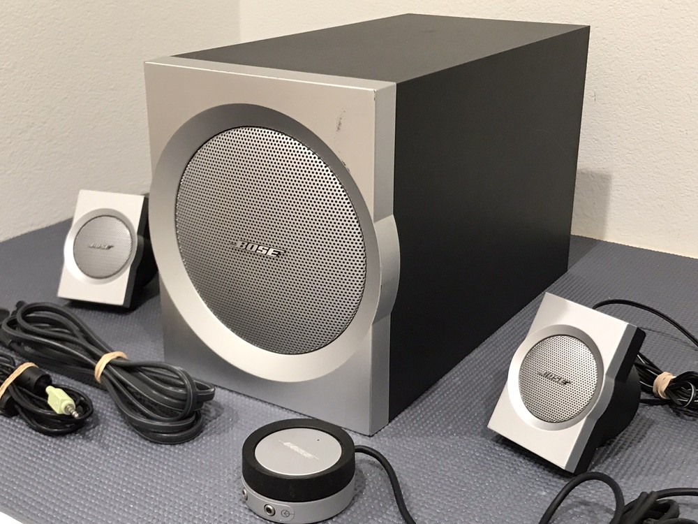 Bose Companion 3 Multimedia Speaker System w/ Subwoofer + Controller + Cables
