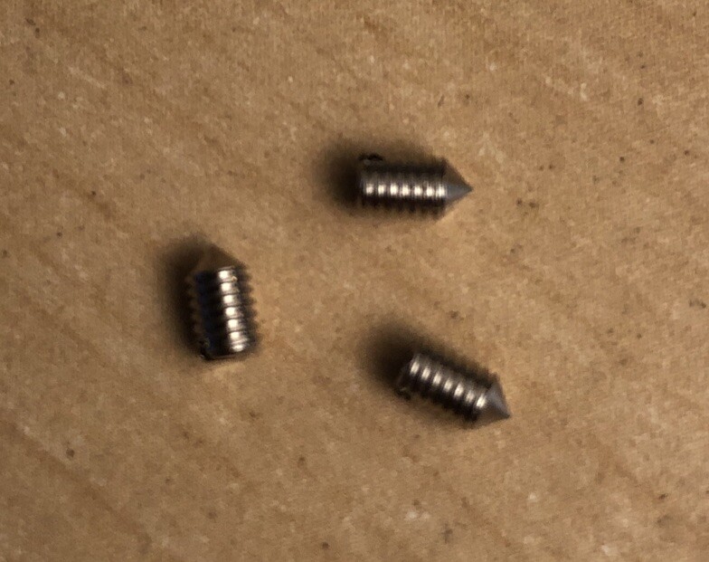 Belt Tip Replacement Screws 3 Pack