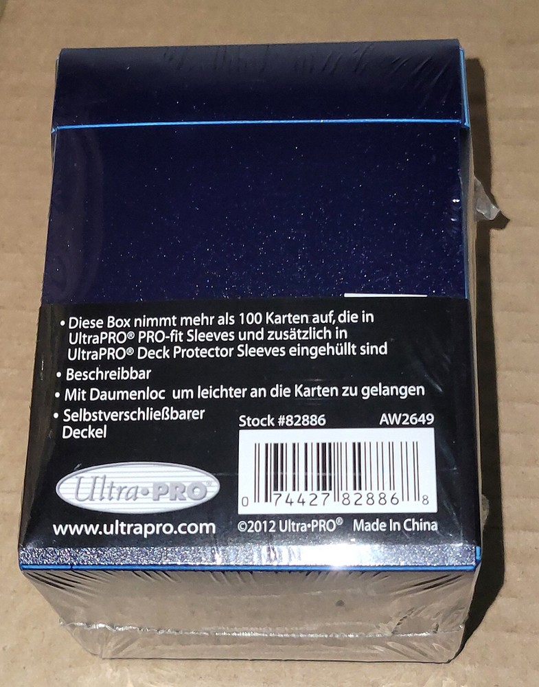 ULTRA PRO PRO 100+ Blue Deck Box