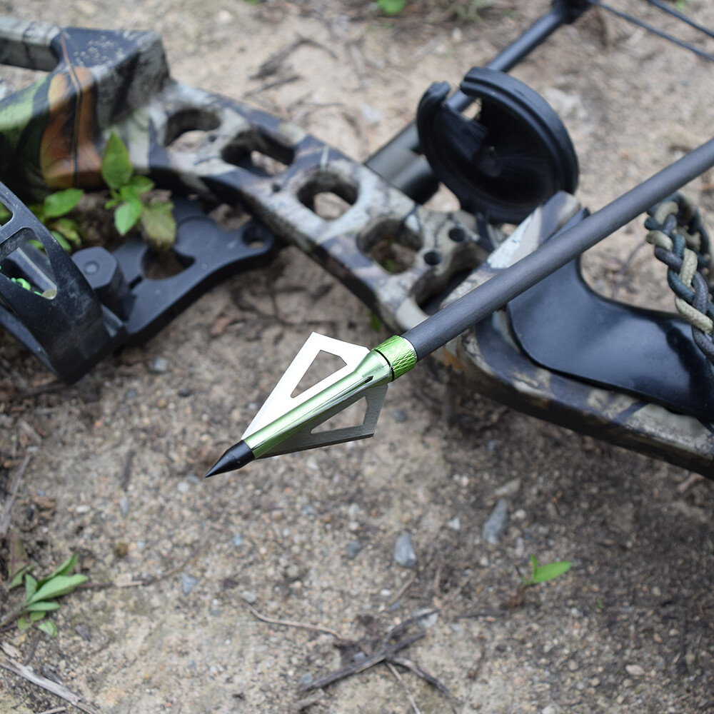 Archery 3 Fixed Blade 100 Grain Broadheads for Compound Bow Crossbow Hunting