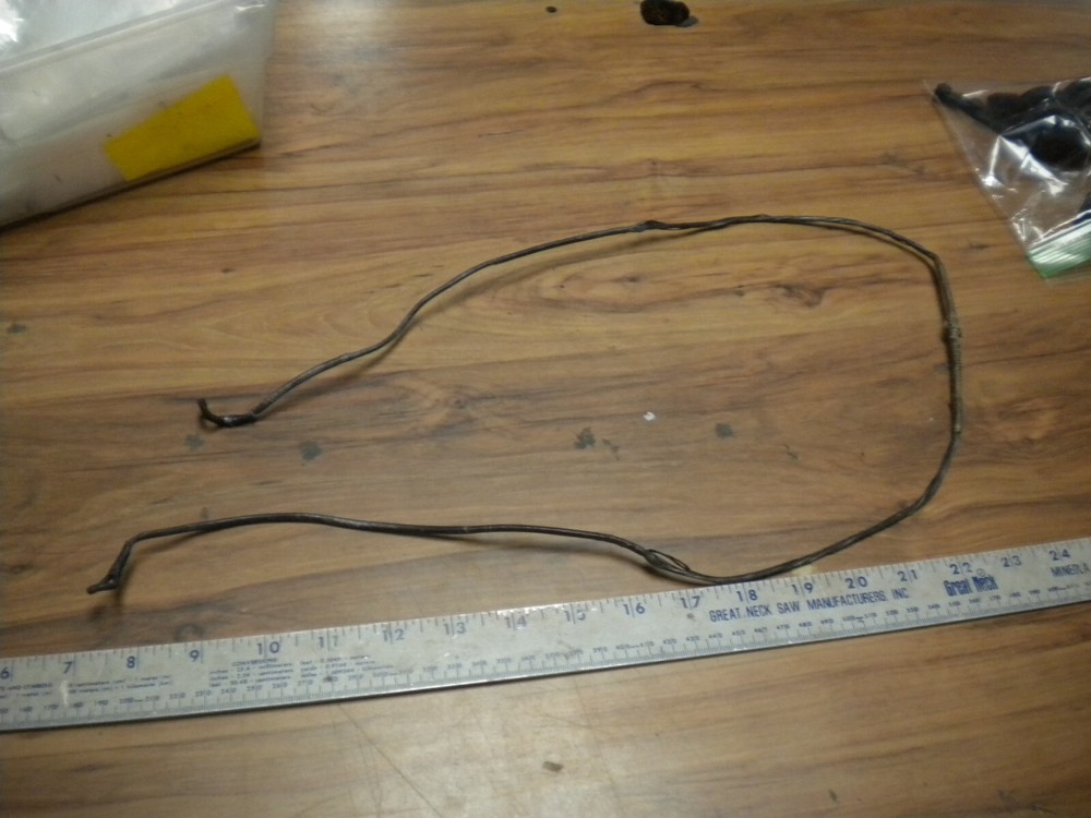 Barnett Revolution Crossbow   Main  String ? Cable, see pictures