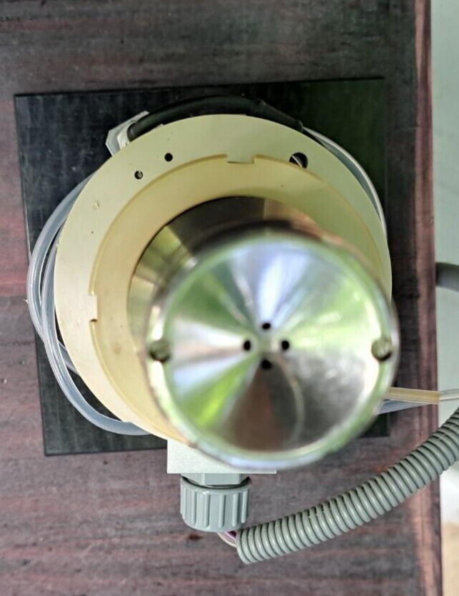 Micromass Platform II ESI source