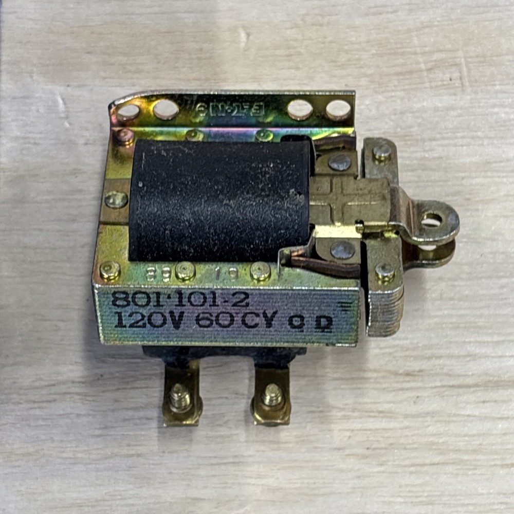 Eaton 801-101 2 120 VOLT COIL NIB