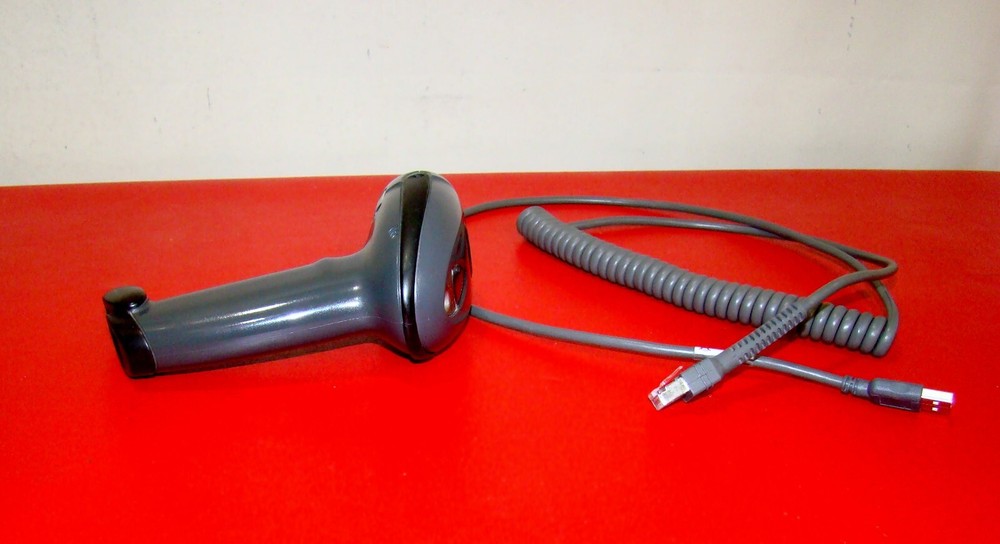 Motorola DS4208-SR00007WR Handheld USB Barcode Scanner with USB Cable