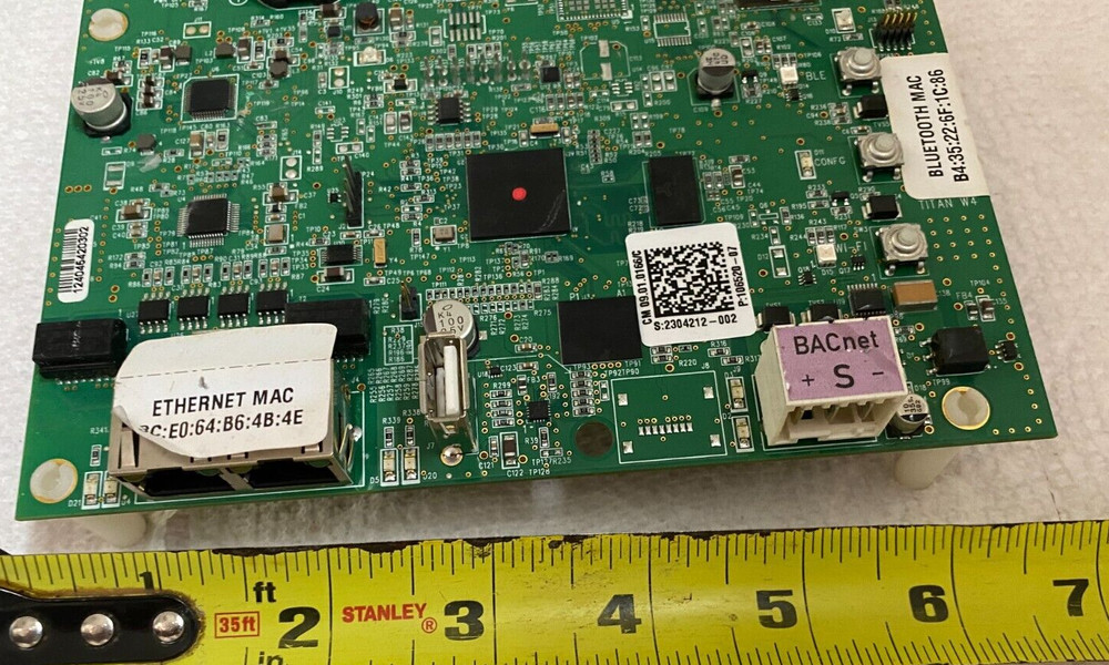 106521-01 Comm board