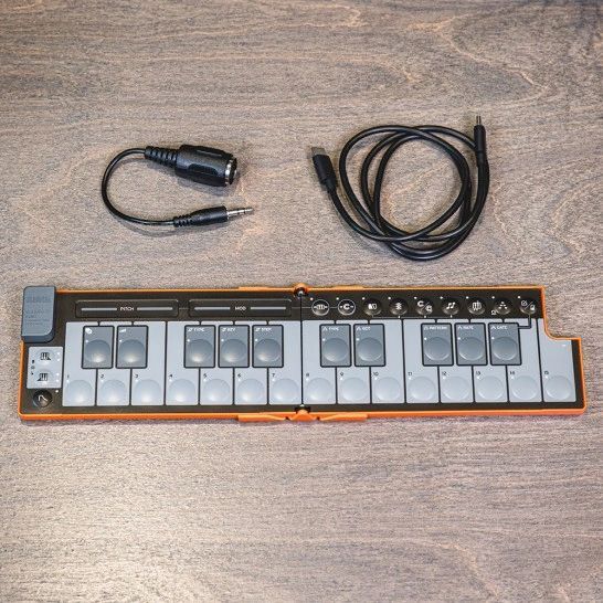 Korg nanoKEY Fold Keyboard. Beige.