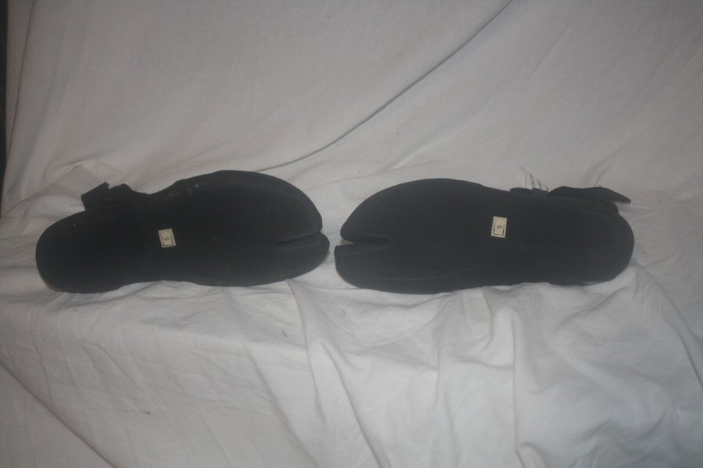 Body Glove Split Toe Wetsuit Boots - Size 5 - 2mm