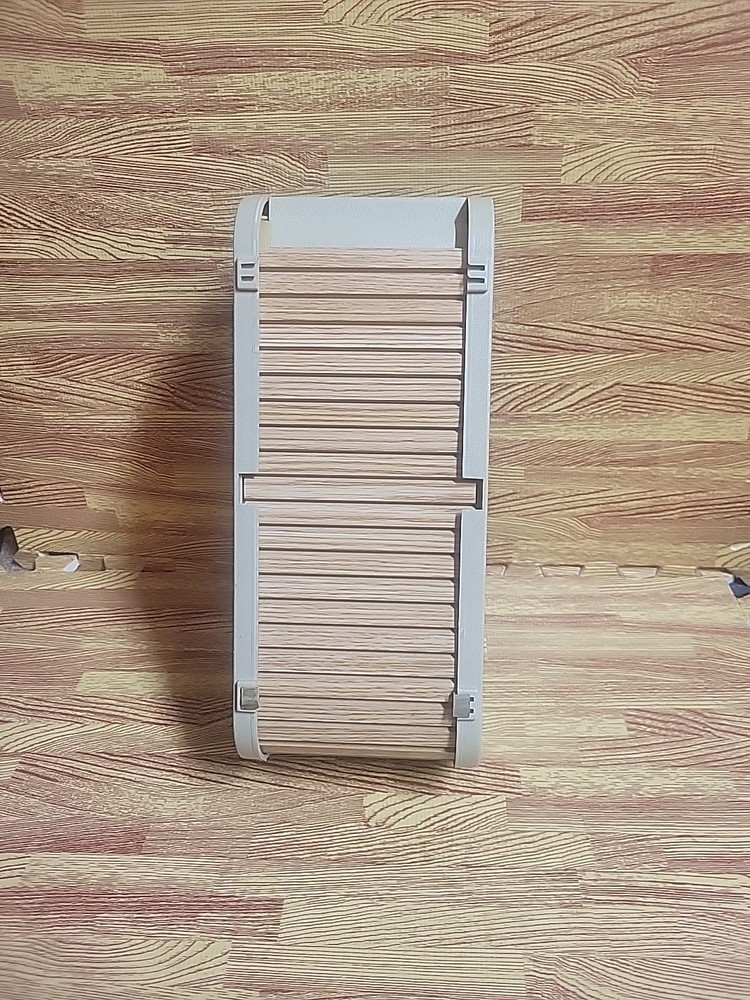 Microcomputer Accessories Plastic Roll Top 5.25” Disc Keeper Storage No Key