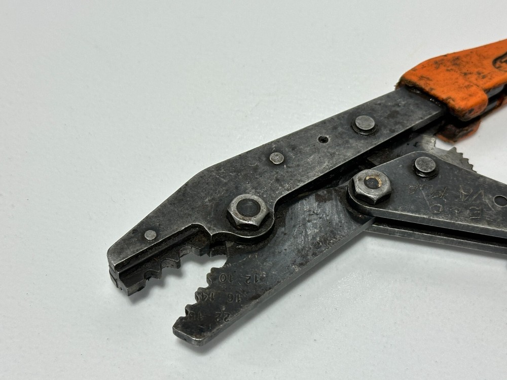 Thomas & Betts USA 2pc WT1300 & WT145C Ratcheting Crimper Tool Pair Set