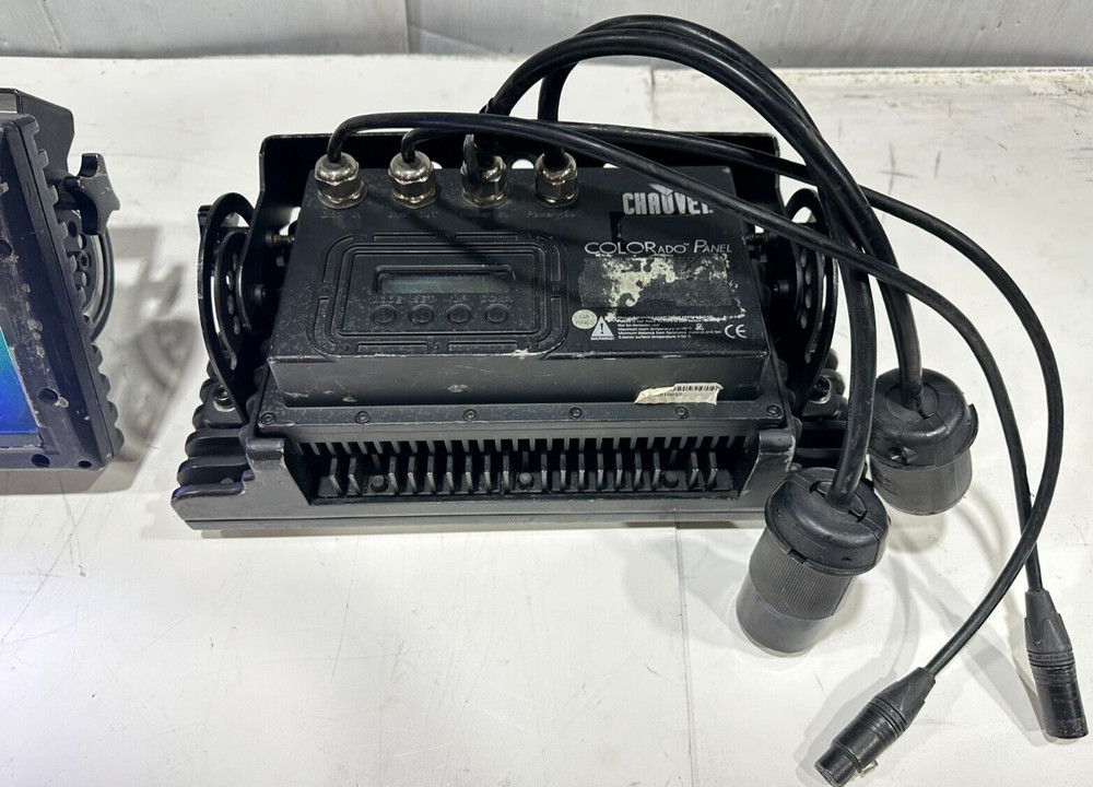 Chauvet Colorado Panel wash Light (Pair) THS