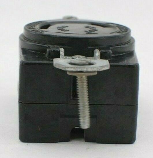 Bryant L10-30 Receptacle