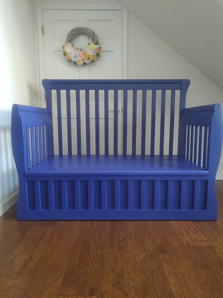 New conversion storage bench with cushions