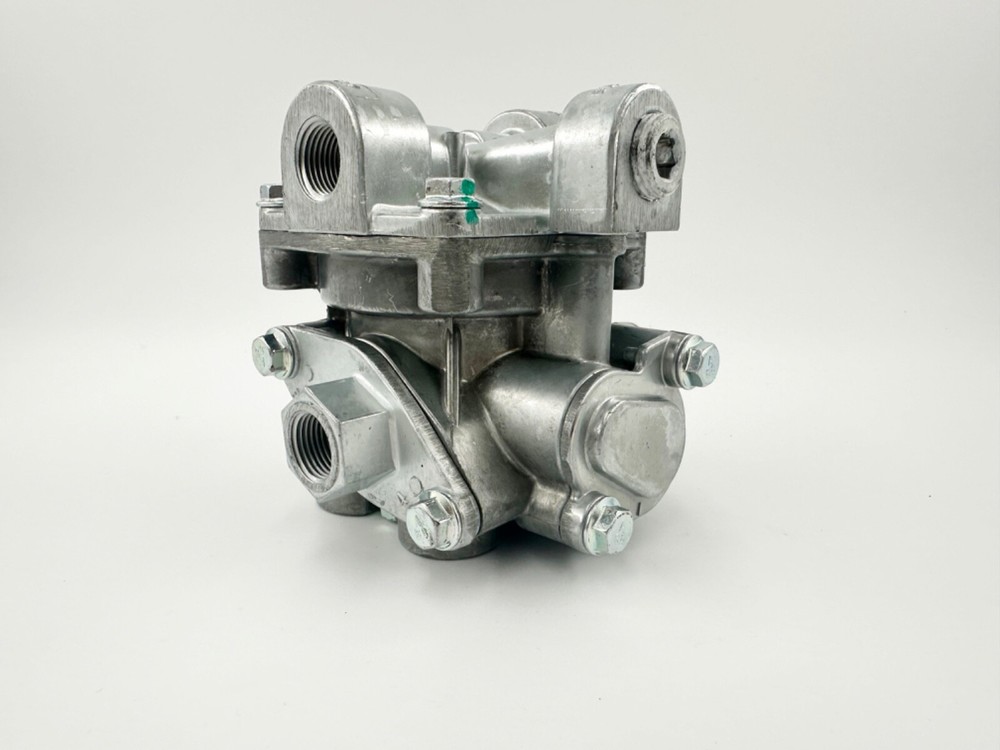 RT4 Multi-Function Trailer Spring Brake Valve - Automann KN26000