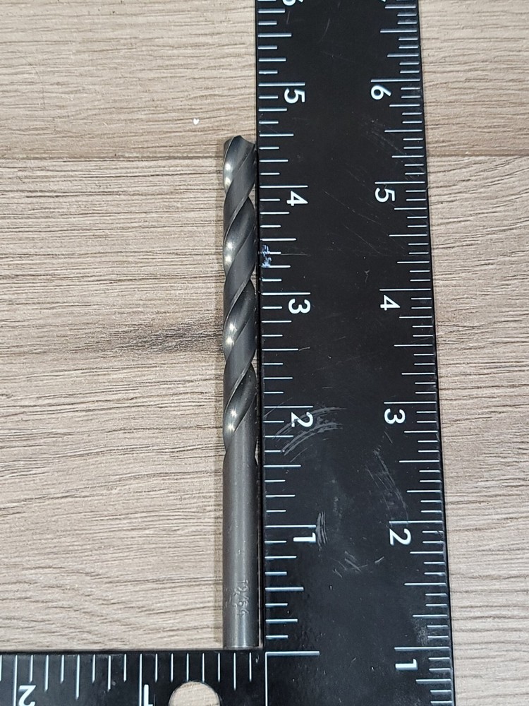 C-L HS USA DRILL MACHINIST BITS 19/64" EUC