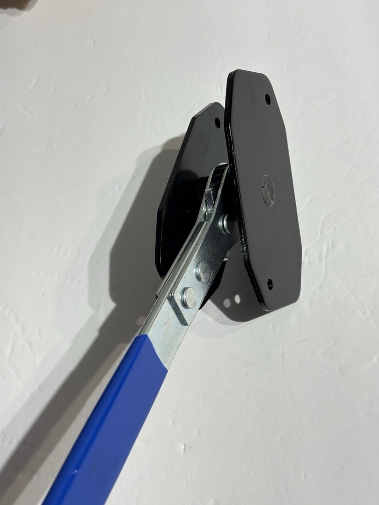 Brake Caliper Piston Spreader Tool – Ratcheting Disc Brake Compressor