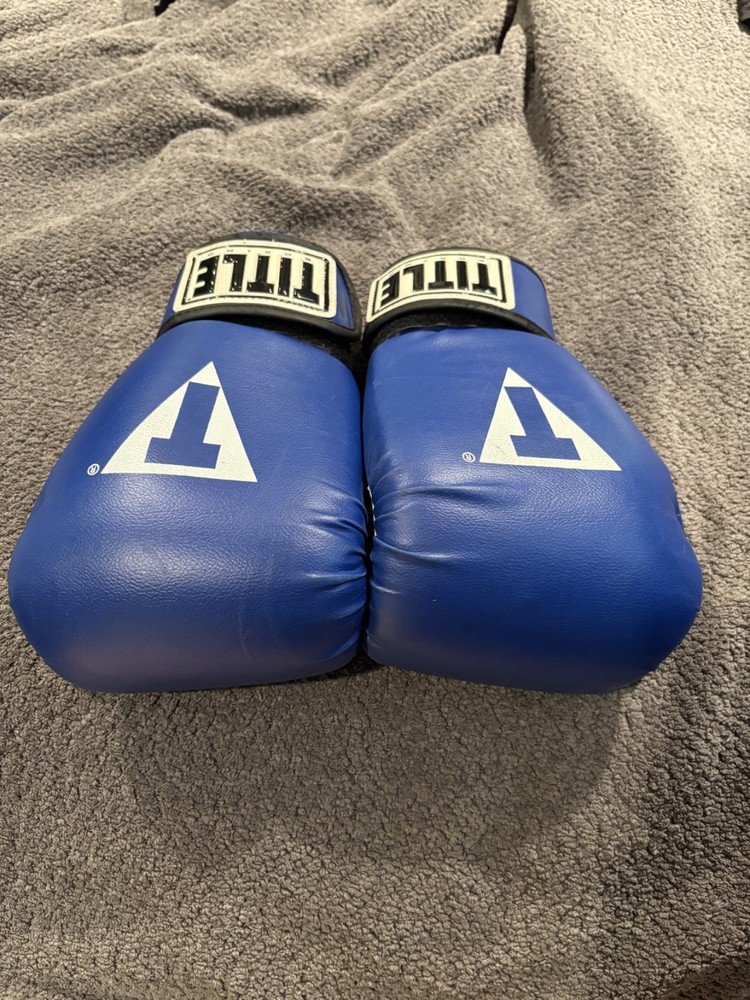 title boxing gloves
