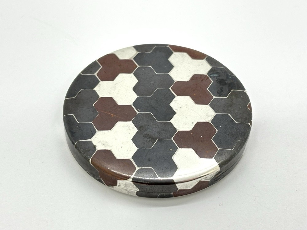 Vintage 950 grade Solid Silver Niello Compact Mirror Case - geometric pattern