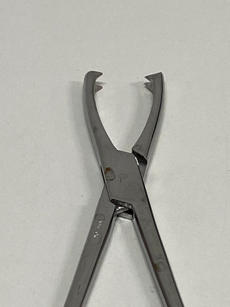 L25: Weck 754-320 Forceps
