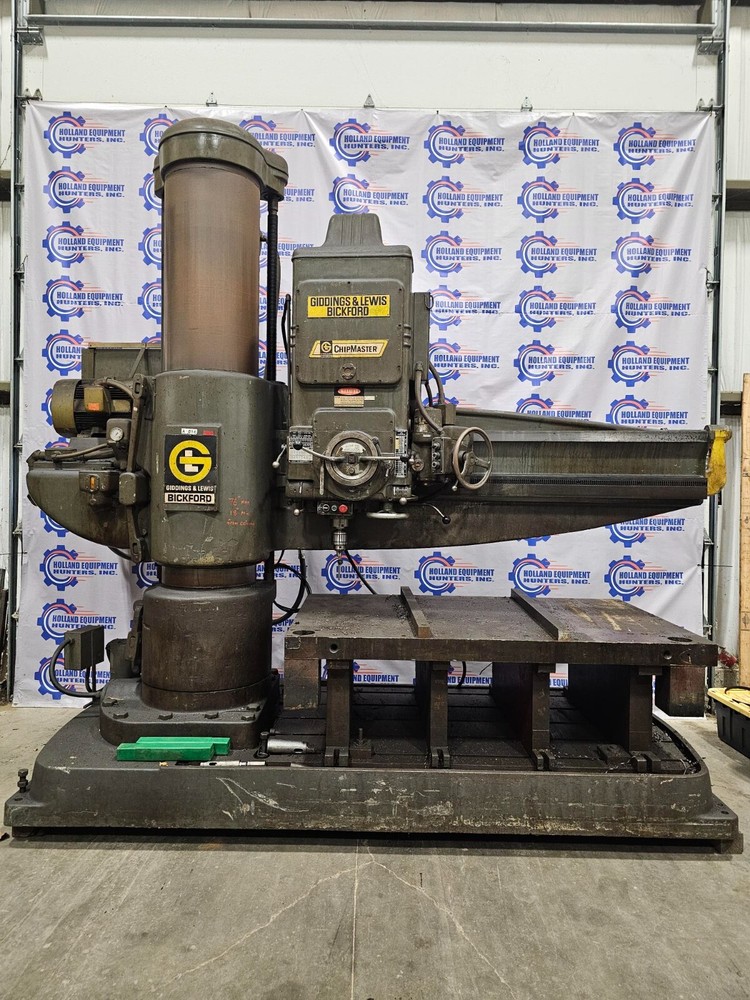 1981 Giddings & Lewis Chipmaster 956 Radial Arm Drill