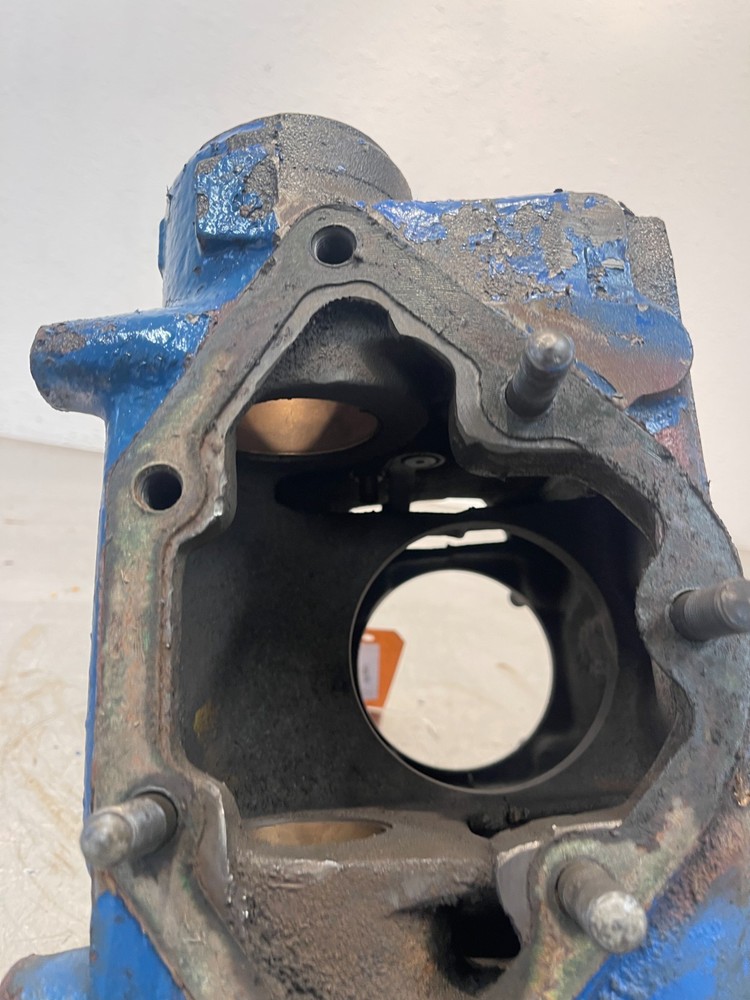 Long 260 Tractor 3pt Rockshaft Housing