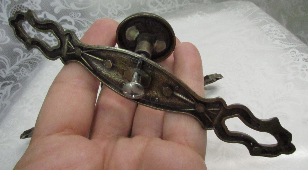 Vintage Brass DRAWER PULLS Knobs Button Handle w Back Plates Canada CK3144 SP13