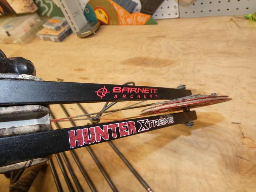 Barnett Archery Hunter XTreme Right Hand Compound Bow Setup Arrows Release +