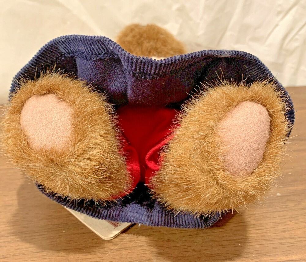 T.J’s Best Dressed BOYD’S Plush Bear “Leisel L. Burrbruin” W/ Tags