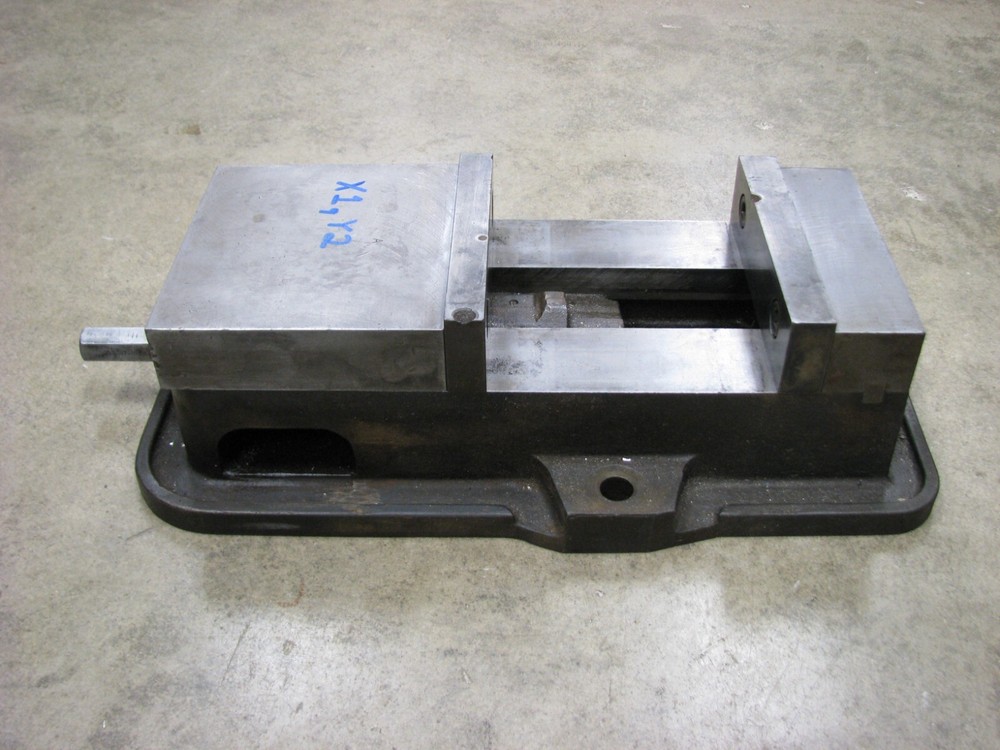 Kurt Type Angle Lock Mill Vise 6" Jaw Width