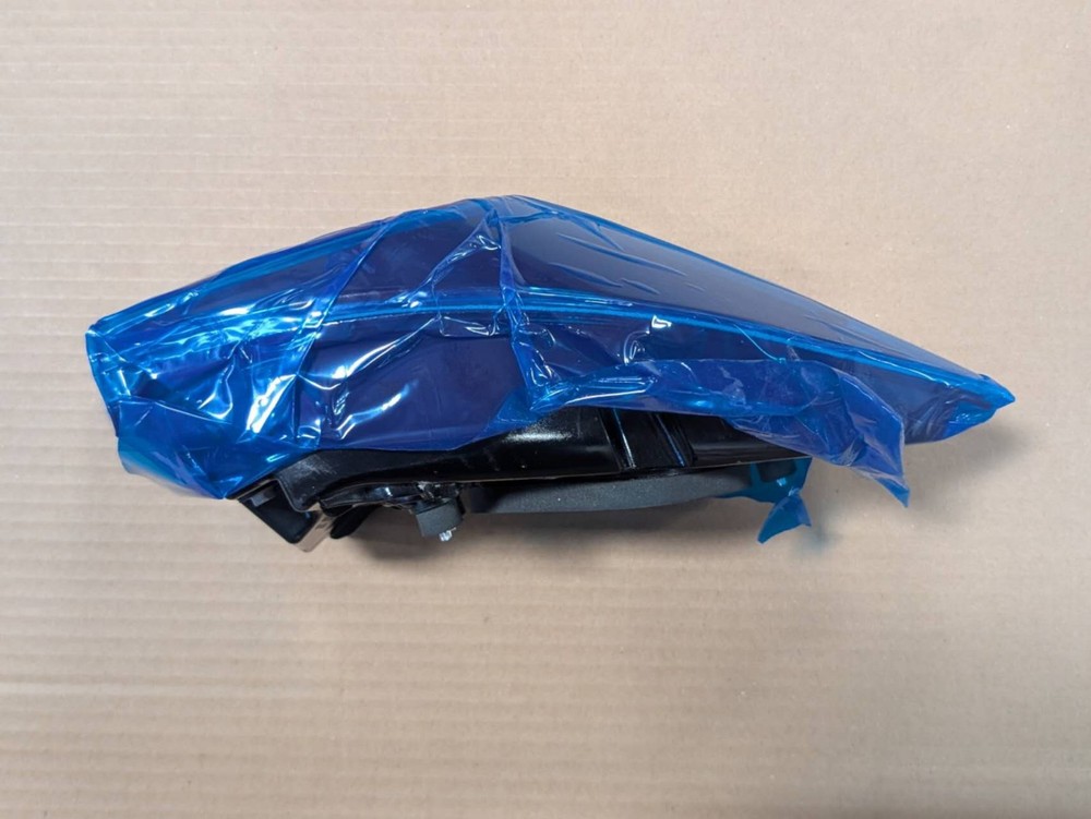 OEM SURPLUS REAR Outer Tail Light SET 2012-21 Tesla Model S - 6005918 6005919