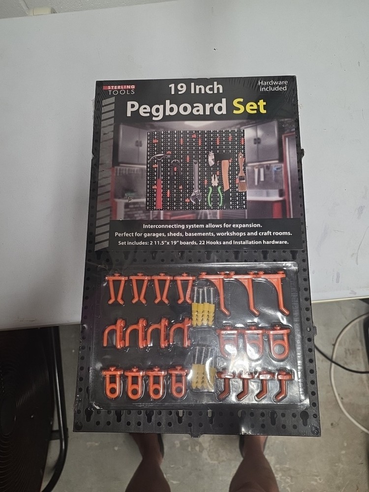 19 In Pegboard Set