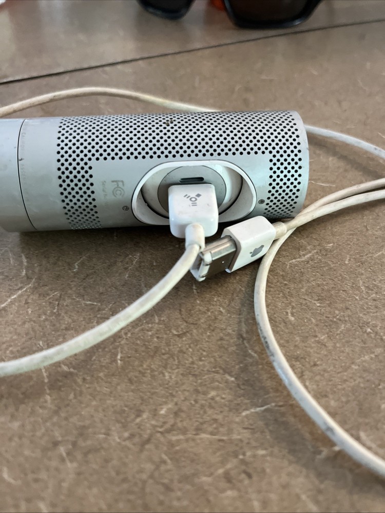 Apple iSight A1023 Video Camera Webcam