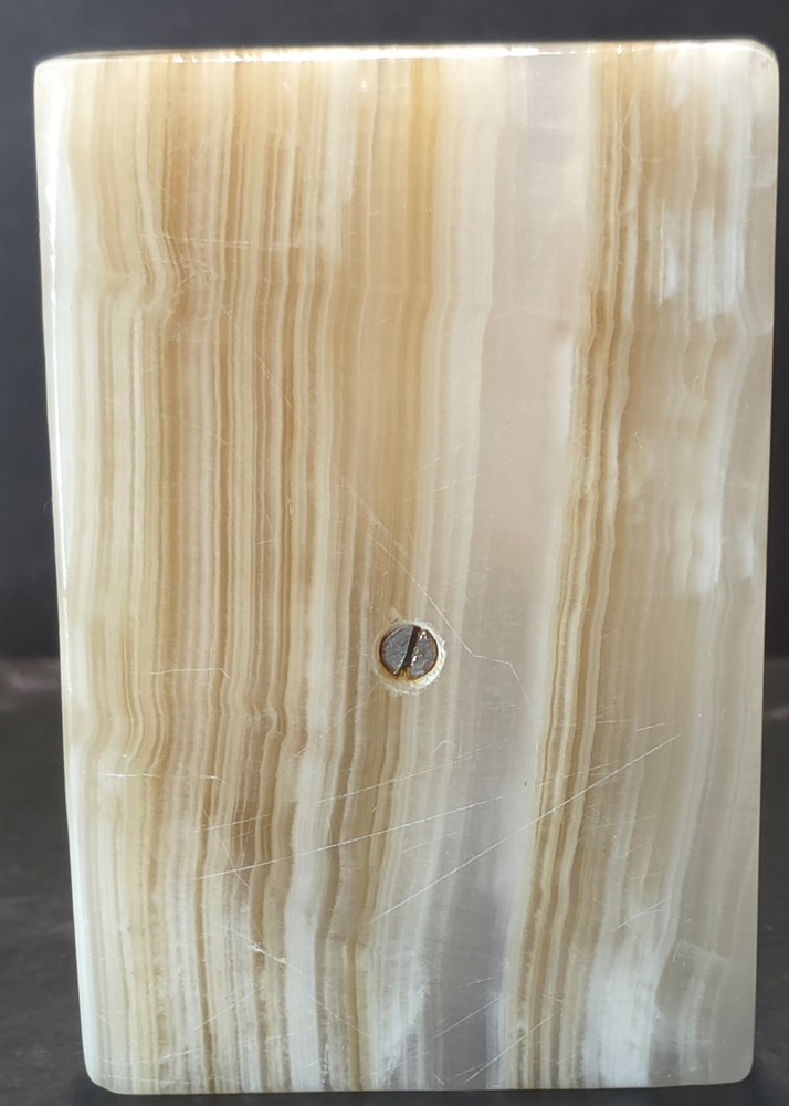 Onyx Bookends L Shaped With A Round Ball