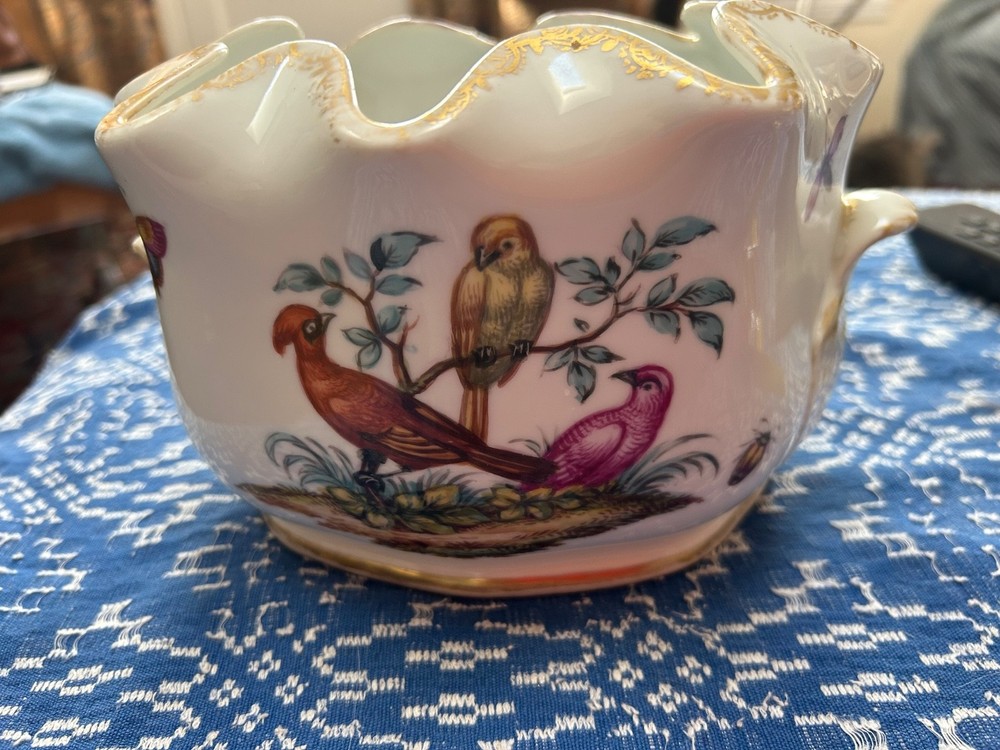 Helena Wolfsohn Dresden  Augustus Rex Cache Pot Planter AS IS missing a handle