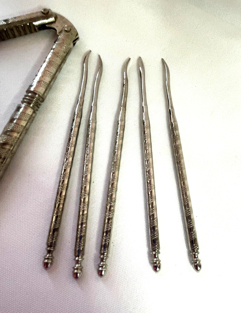 Vintage Hand Held Nutcracker Nut Shellfish Cracker With 5 Picks