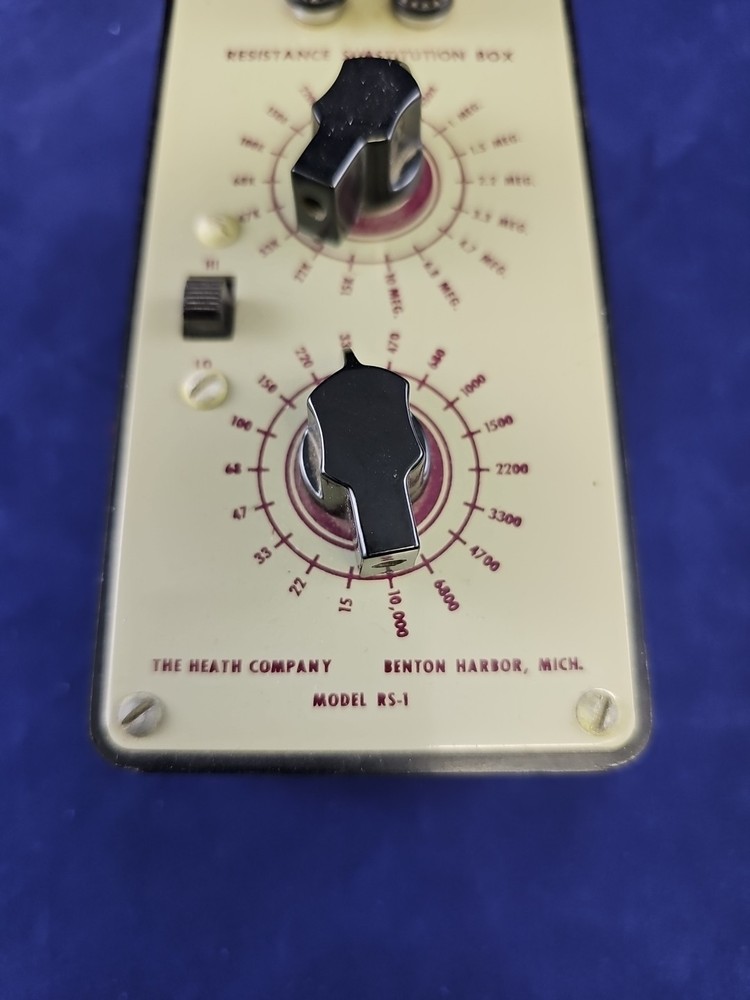 Heathkit Model RS-1 Resistance Substitution Box Untested Pre-Owned