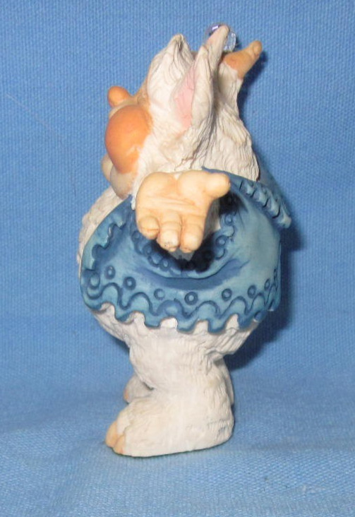 Krystonia Trumph Figurine