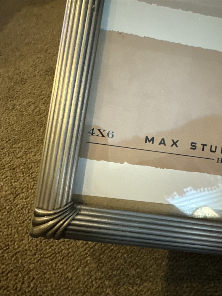 MAX STUDIO HOME Silver Textured PHOTO FRAME 4"x6" (CM)
