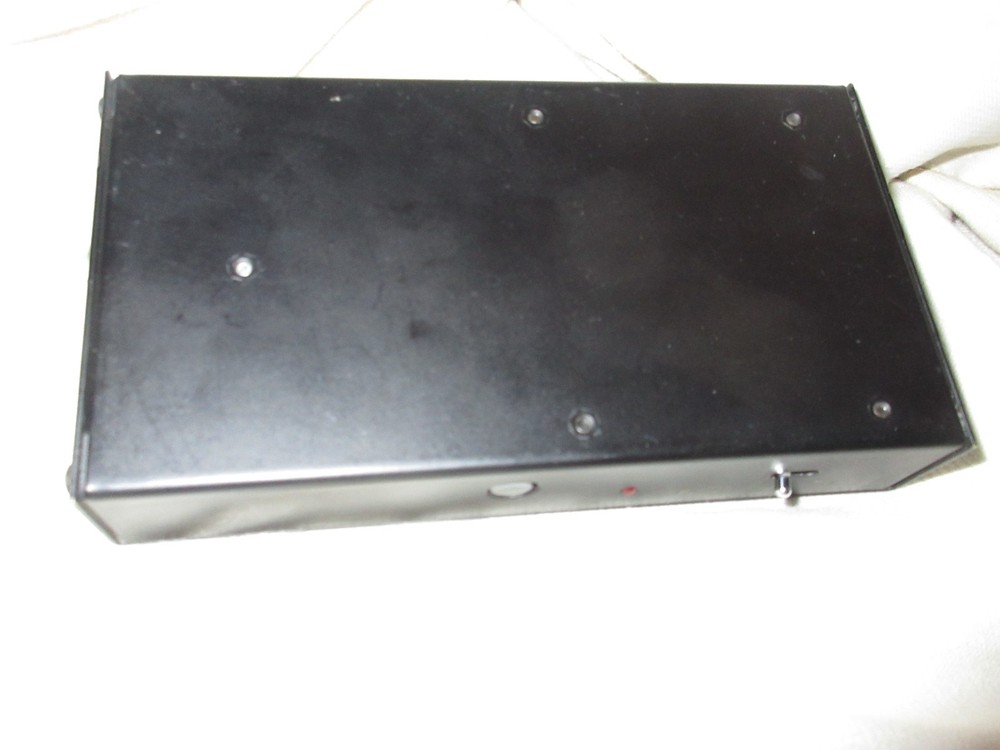 Harman/Kardon Square Wave Generator For Portable Testing Battery-Powered Signal