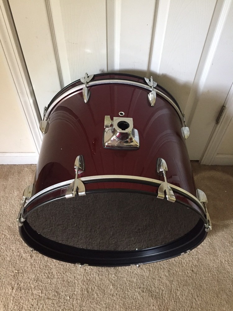 Bass Drum  22" Without Name