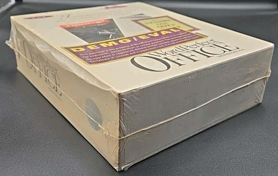 WordPerfect Office Version 4.0 DOS Version 4.0 PC Program Software New NOS 1993