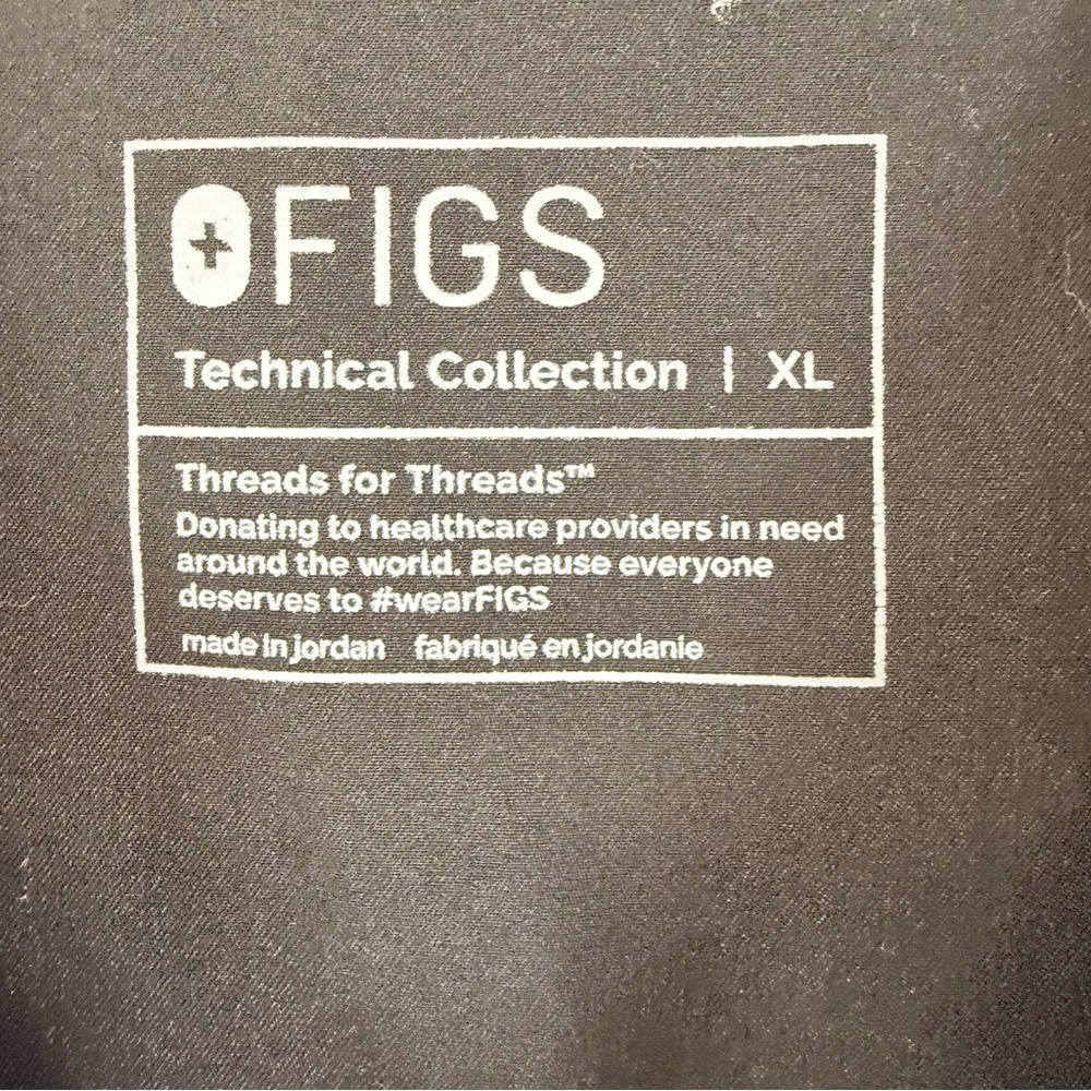 FIGS Casma Technical Collection Scrub Top Black Size XL