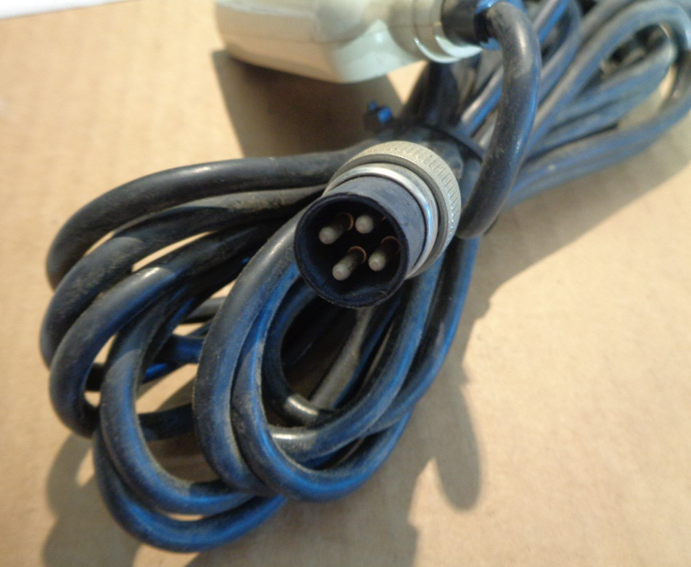 Inficon Leybold-Heraeus 006-016 Hand Power Controller Unit
