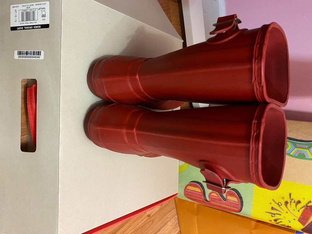 Hunter Red Rubber Waterproof rain boots 