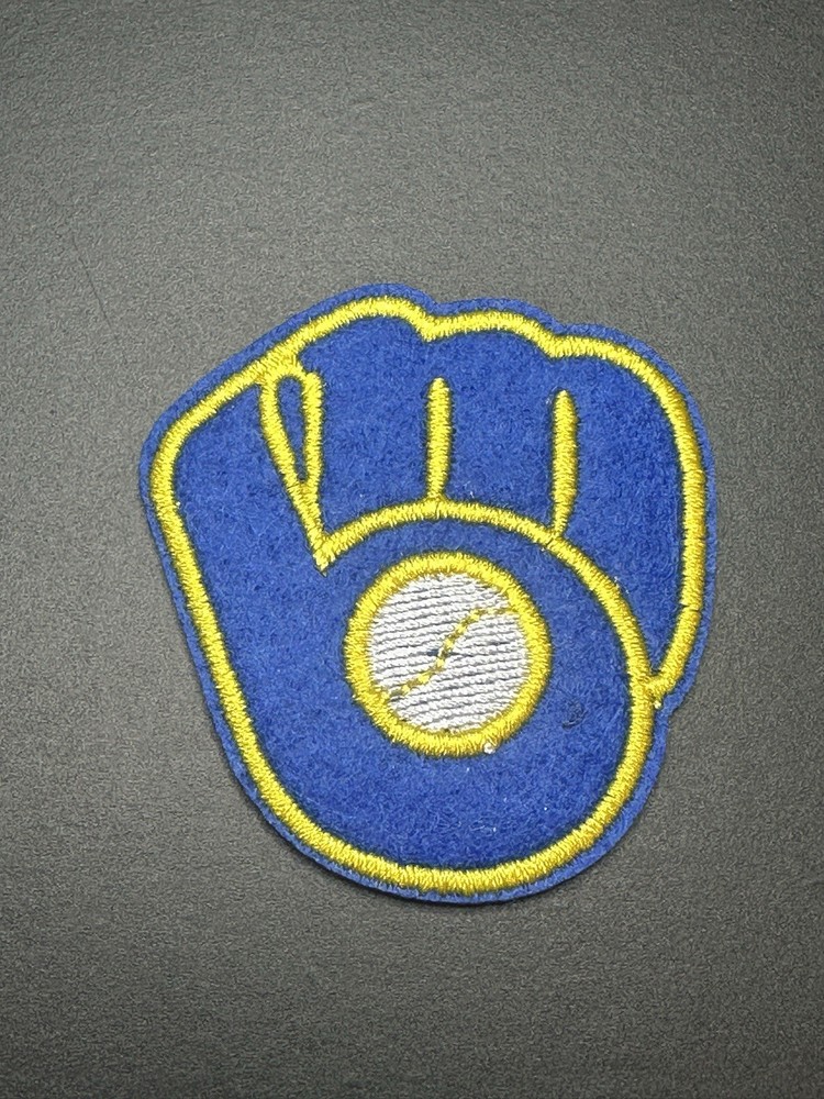 Milwaukee Brewers Embroidered Iron On Patch