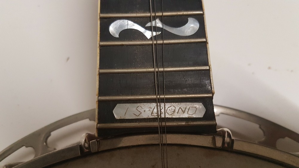 BOND CUSTOM BANJO - made in USA