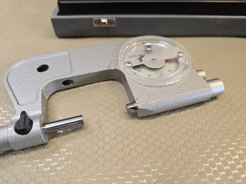 ETALON DIAL INDICATING MICROMETER 1-2" WITH CASE .0001" *GREAT CONDITION*