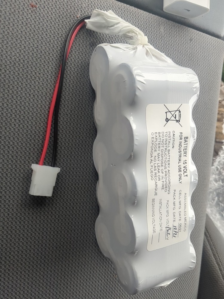 15 Volt Battery Pack With Wire Lead